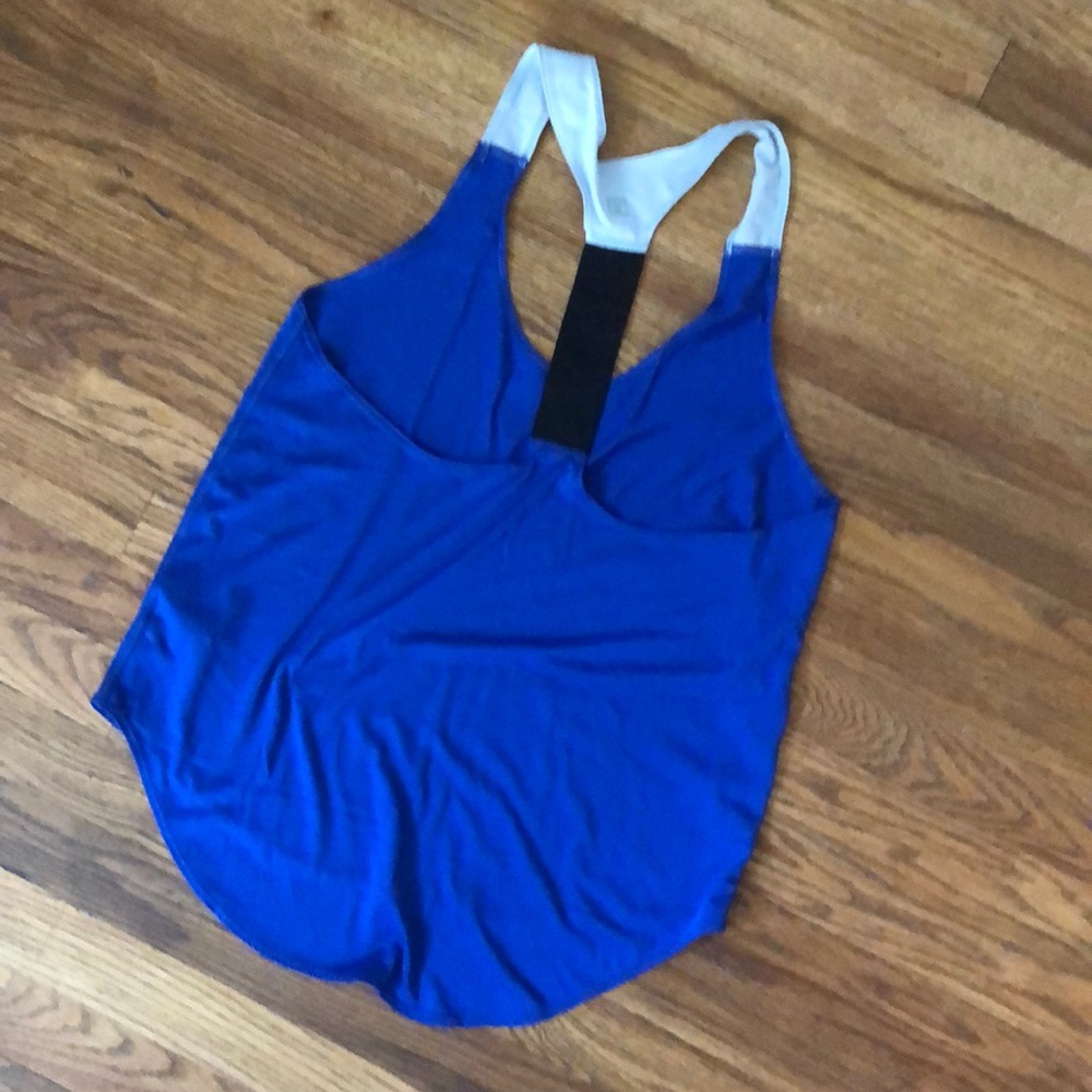 Workout tank - Picture 2 of 2